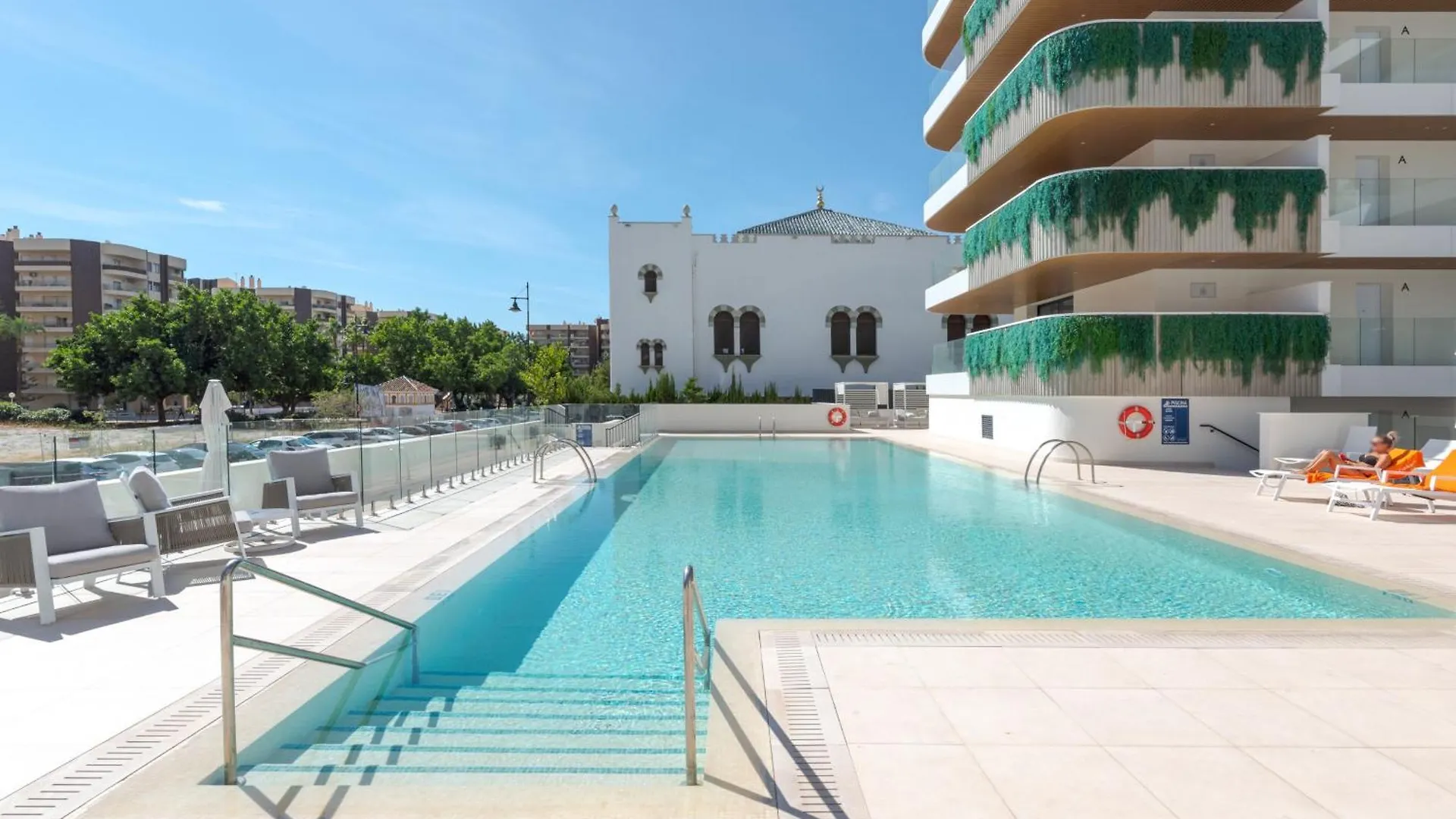 Jade Tower - 2-Bedroom Coastal Luxury Apartment In Fuengirola 0*,  Spain